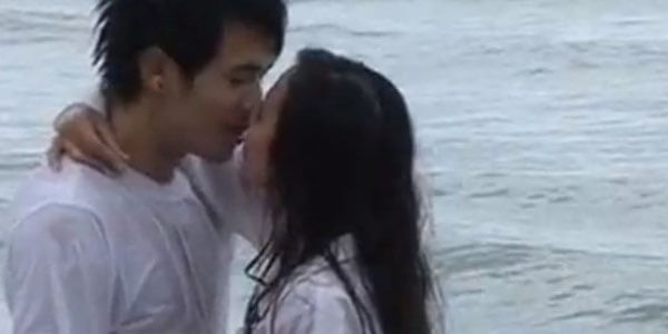 ยั่วแฟนเสียวเย็ดที่ริมหาด